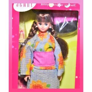 Vtg Takara Japan Yukata Kimono Kisara JENNY Friend Fashion Doll 11" Barbie Box